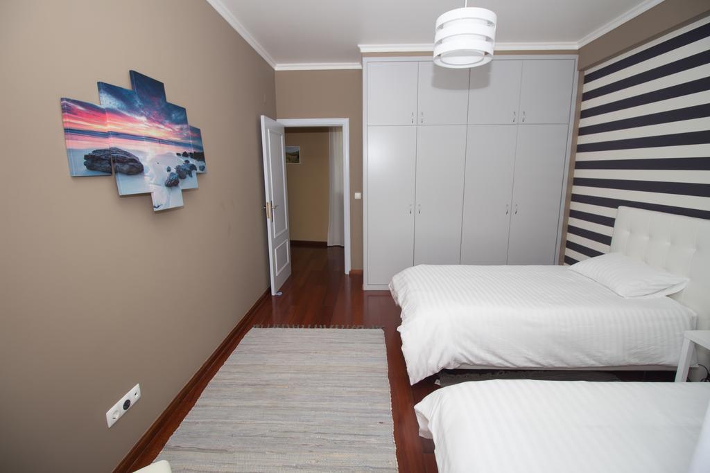 Oliveira'S Apartments - Madeira Island 蓬塔德尔加达 外观 照片