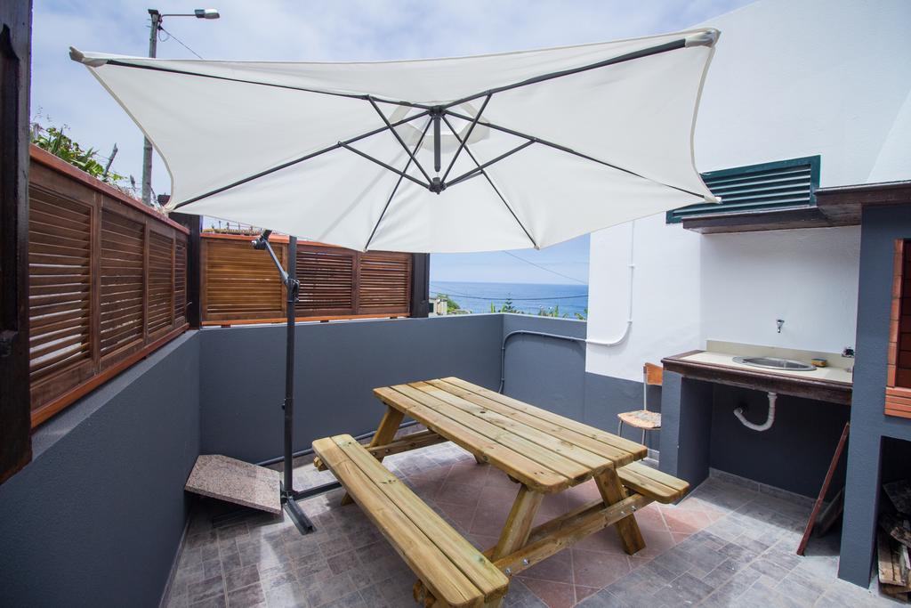 Oliveira'S Apartments - Madeira Island 蓬塔德尔加达 外观 照片