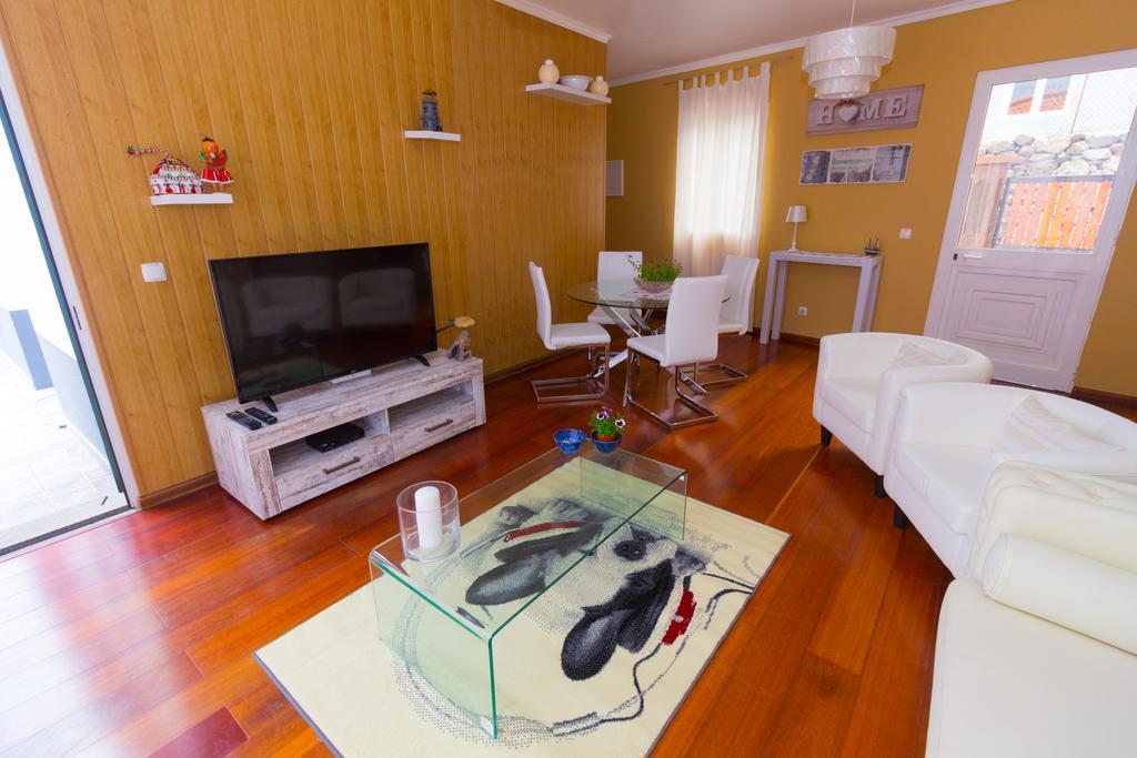 Oliveira'S Apartments - Madeira Island 蓬塔德尔加达 外观 照片