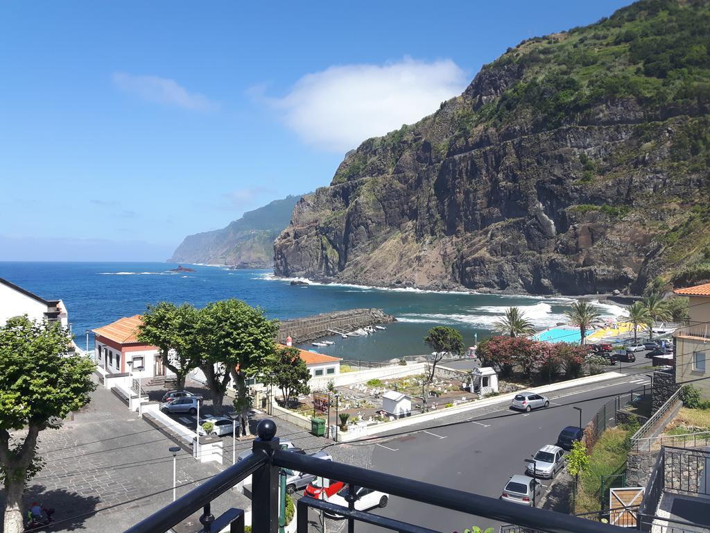 Oliveira'S Apartments - Madeira Island 蓬塔德尔加达 外观 照片